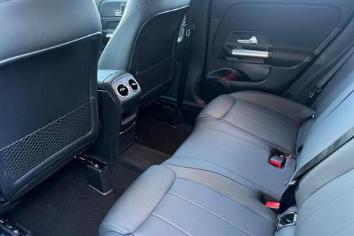 2025 Mercedes-Benz GLA 250 Base