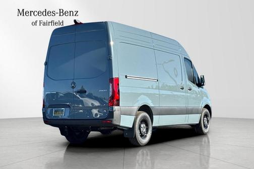 2025 Mercedes-Benz Sprinter 2500 Standard Roof