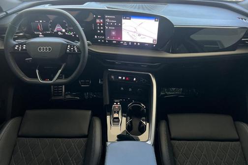 District Green Metallic 2025 Audi SQ5 3.0T quattro Premium