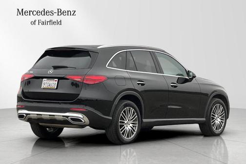 2025 Mercedes-Benz GLC 300 Base