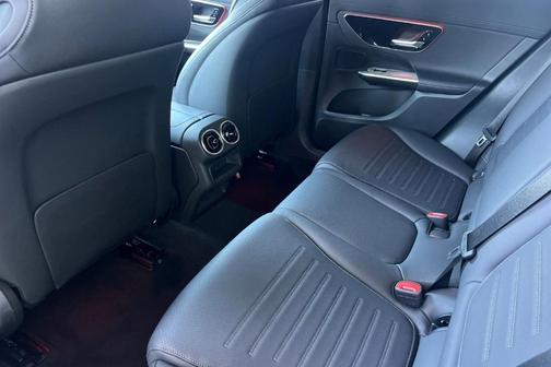 Cirrus Silver Metallic 2026 Mercedes-Benz GLC 300 Base 4MATIC