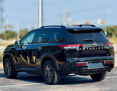 2022 Nissan Pathfinder SV 2WD
