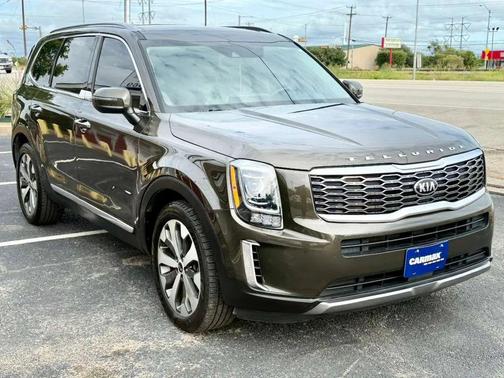 2020 Kia Telluride S
