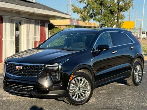 2025 Cadillac XT4 Sport