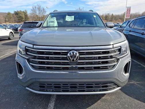 2025 Volkswagen Atlas 2.0T SE