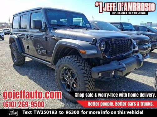 Granite Crystal Clearcoat Metallic 2026 Jeep Wrangler Sport