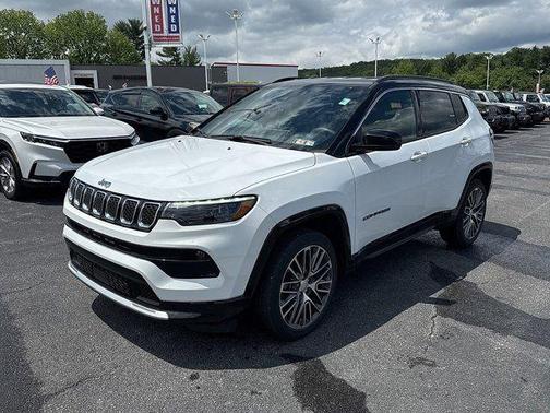 Bright White Clearcoat 2023 Jeep Compass Limited