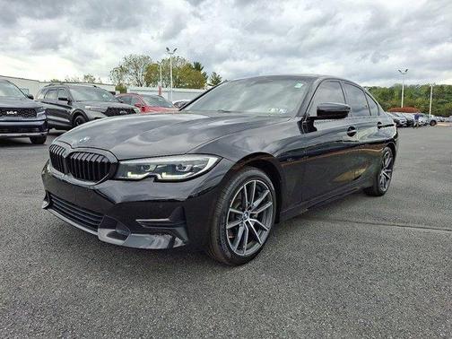 2019 BMW 330 i xDrive