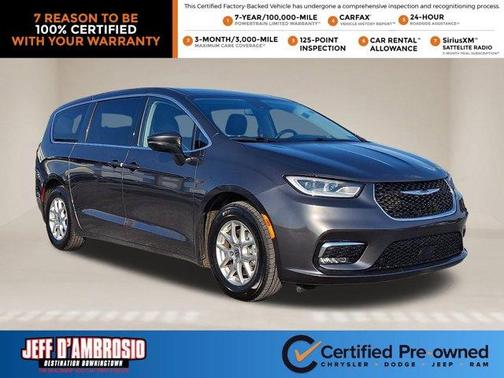 2023 Chrysler Pacifica Touring-L