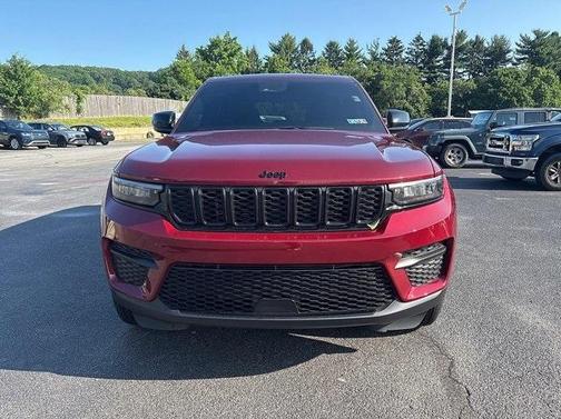 2024 Jeep Grand Cherokee Laredo