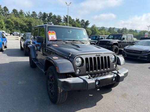Crystal Metallic 2018 Jeep Wrangler JK Unlimited Sahara