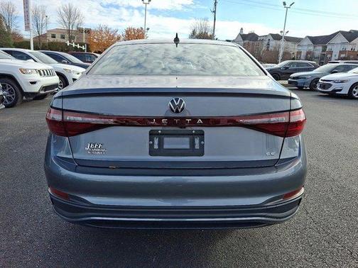 2025 Volkswagen Jetta 1.5T SE