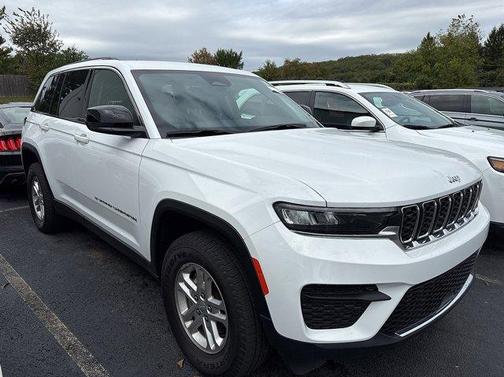 2024 Jeep Grand Cherokee Laredo