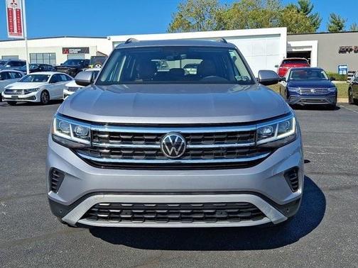 2022 Volkswagen Atlas 3.6L SE w/Technology