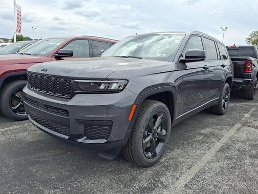 2025 Jeep Grand Cherokee L Laredo