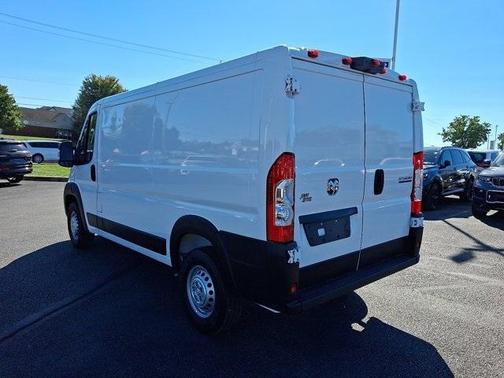 2025 RAM ProMaster 2500 Base