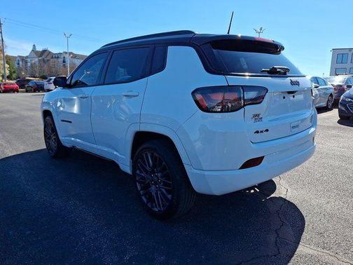 2022 Jeep Compass Altitude