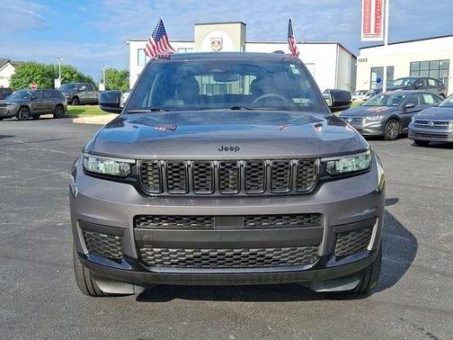 2023 Jeep Grand Cherokee L Laredo