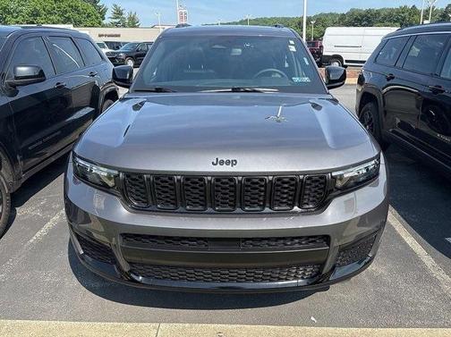2023 Jeep Grand Cherokee L Laredo
