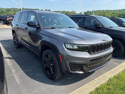 2023 Jeep Grand Cherokee L Laredo