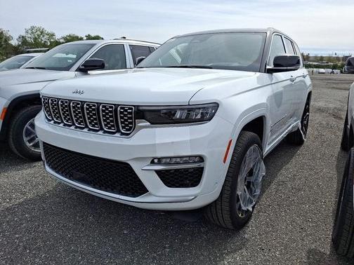 2025 Jeep Grand Cherokee Summit