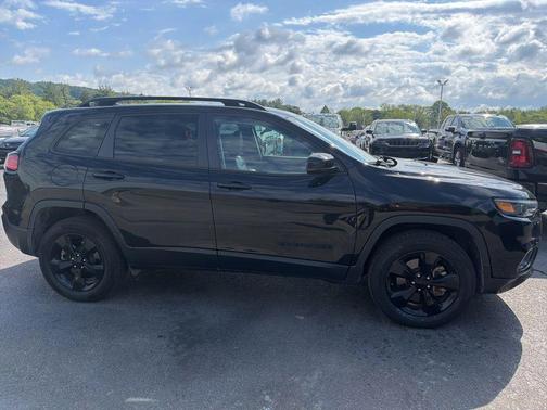 Diamond Black 2021 Jeep Cherokee Latitude Plus