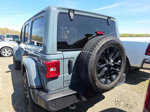 Anvil Clearcoat 2025 Jeep Wrangler 4xe Sahara