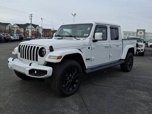 Bright White Clearcoat 2021 Jeep Gladiator Overland