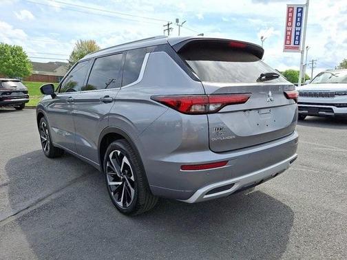 2022 Mitsubishi Outlander SEL