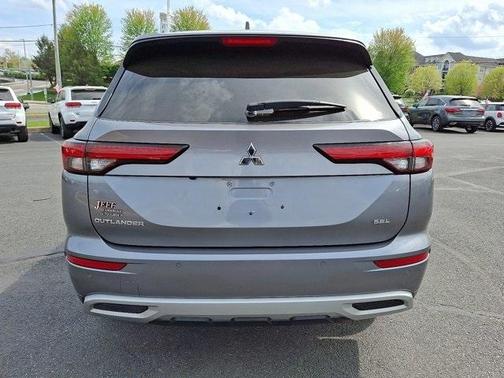 2022 Mitsubishi Outlander SEL
