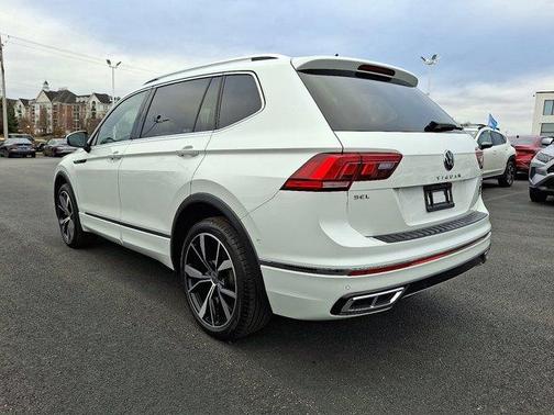 2022 Volkswagen Tiguan 2.0T SEL R-Line