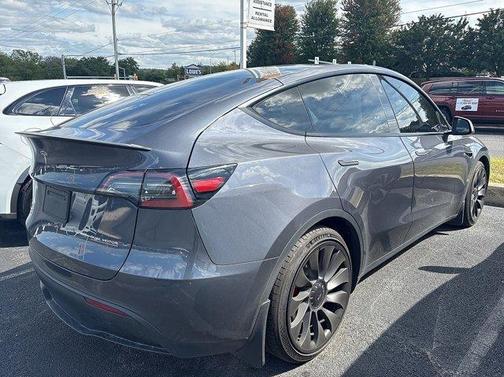 2023 Tesla Model Y Performance