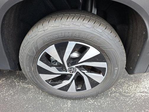 2026 Volkswagen Tiguan 2.0T S