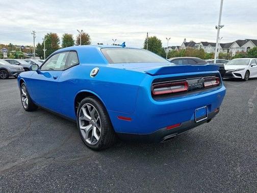 2016 Dodge Challenger SXT