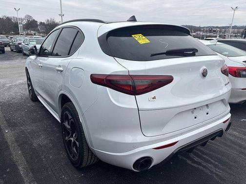 2022 Alfa Romeo Stelvio Ti