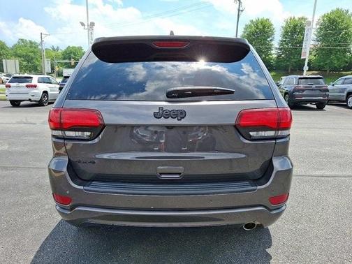 2021 Jeep Grand Cherokee Laredo X