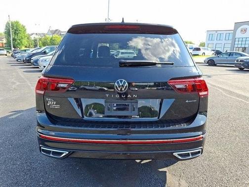 2024 Volkswagen Tiguan 2.0T SEL R-Line