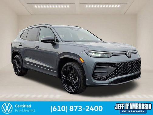 2025 Volkswagen Tiguan 2.0T SE R-Line Black