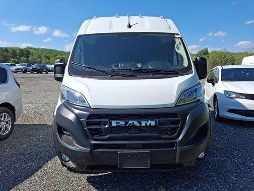 Bright White Clearcoat 2026 RAM ProMaster 2500 High Roof