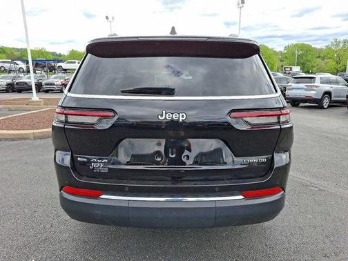 2021 Jeep Grand Cherokee L Laredo