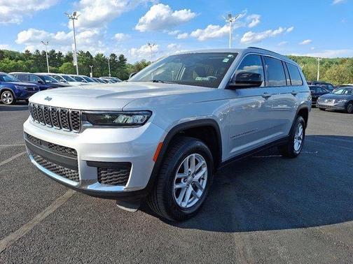2022 Jeep Grand Cherokee L Laredo