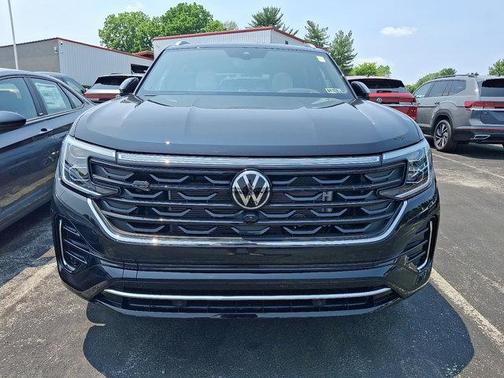 2025 Volkswagen Atlas Cross Sport 2.0T SEL Premium R-Line