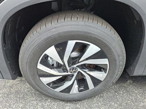 2025 Volkswagen Tiguan 2.0T S