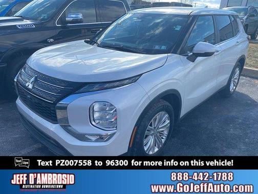 2023 Mitsubishi Outlander ES