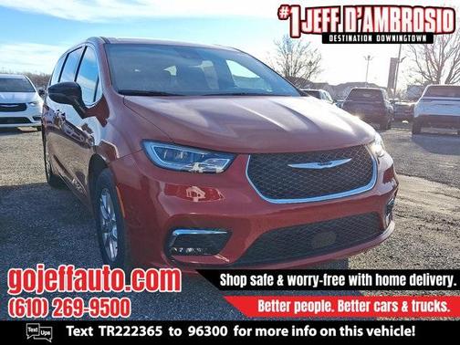 2026 Chrysler Pacifica Select