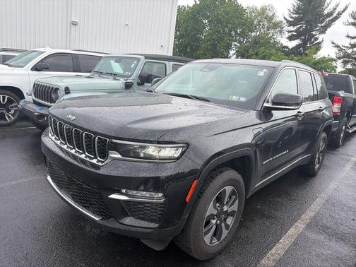 Diamond Black 2022 Jeep Grand Cherokee 4xe Base