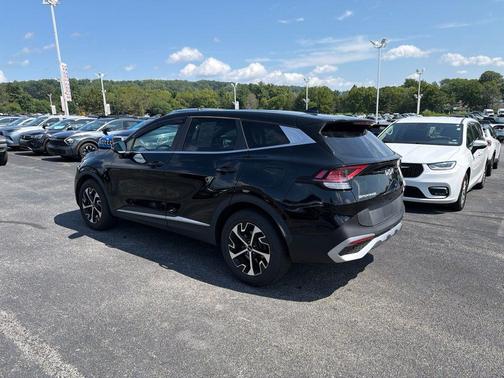 Ebony Black 2023 Kia Sportage EX