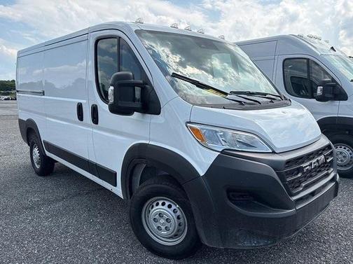 2025 RAM ProMaster 1500 Low Roof