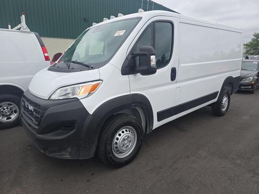 2025 RAM ProMaster 1500 Low Roof