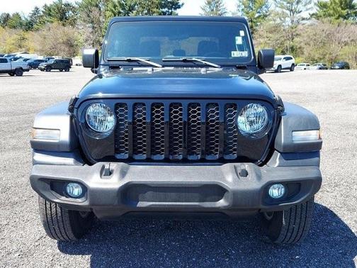 Photo 2 of 31 of 2020 Jeep Gladiator Sport
